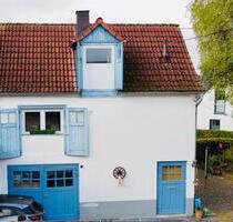 Helle Wohnung in ruhiger Hofgemeinschaft Stellplatz & Garten - Kreuztal