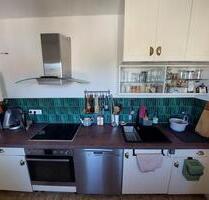 2,5 Zimmer Wohnung sehr gut gedämmt mit Balkon, EBK und Badewanne - Neustadt an der Weinstraße