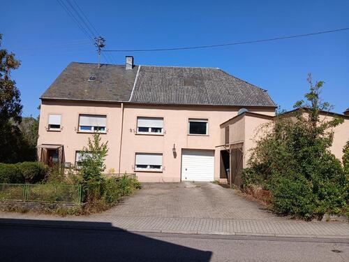 Foto - Freistehendes Einfamilienhaus - Plz. 54329