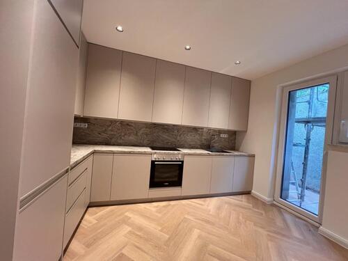 Foto - Frisch sanierte 3-Zimmer-Erdgeschoßwohnung mit Terrasse und hochwertiger Einbauküche