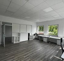 Lichtdurchflutetes Büro zentral zwischen Hemer und Menden