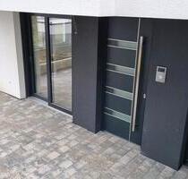 Erstbezug! Moderne 2-Zimmer-Souterrainwohnung mit Terrasse - Weil der Stadt