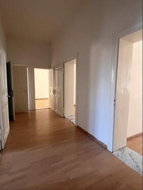 Foto - Großzügige 4-Raum Wohnung im 2.OG mit Balkon und Tageslichtbad