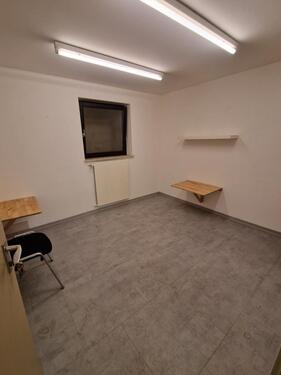 Foto - Kleines Büro im Frankfurter Westen zu vermieten!
