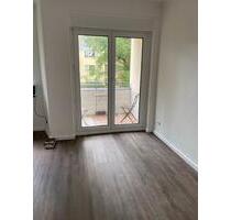2 Zimmer Wohnung voll möbliert - saniert und frisch gestrichen - Berlin Steglitz-Zehlendorf