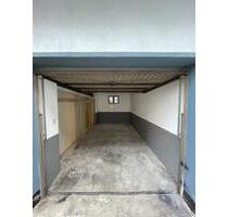 Garage mit darüber liegender Lagerfl. in Bad Wildungen zu verm.