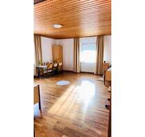 Komfortable Wohnung im Gau-Bischofsheim für Arbeiter