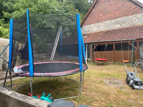 Foto - Fünf Zimmerwohnung in Erdgeschoss mit Stellplatz zu vermieten
