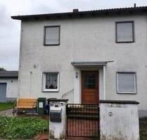 Doppelhaushälfte mit Erbpacht - 380.000,00&nbsp;EUR Kaufpreis, ca.&nbsp; 128,00&nbsp;m&sup2; in Grafing bei München (PLZ: 85567)