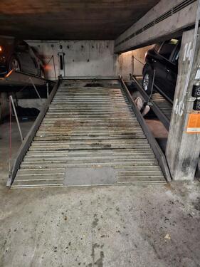 Foto - Monats Jahresstellplatz Abschließbare Garage Frankfurt a.M.