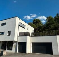 Moderne DHH am Hofberg in Landshut zu verkaufen - Kumhausen