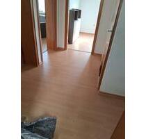 3 Zimmer DG-Wohnung mit Einbauküche - Idar-Oberstein