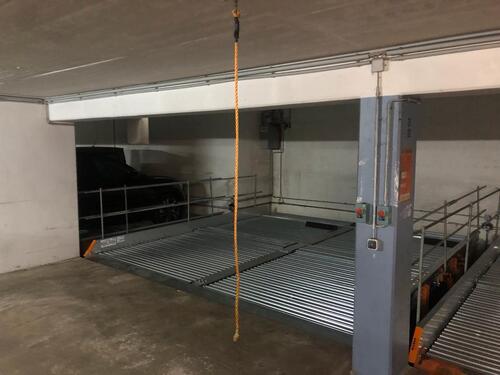 Foto - Tiefgarage Stellplatz - 65,00 EUR Miete,