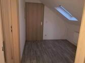 Foto - 2,5 Zimmer DG Wohnung - 750,00 EUR Kaltmiete,
