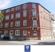 Optimal geschnittene Dachwohnung mit Blick, großer Küche und Tageslichtbad! - Riesa Canitz