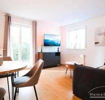 Stilvolle, möblierte 2-Zimmer-Wohnung mit Südwest-Balkon - Hamburg Eppendorf
