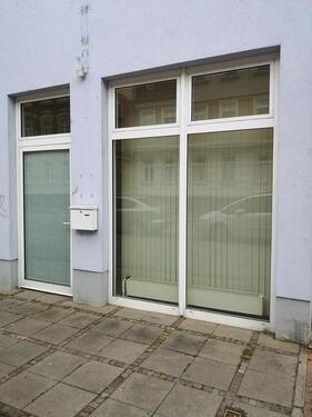 Foto - 31 m² Gewerbeeinheit neben einem Lebensmitteldiskounter in Torgau