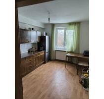 Großzügige 2,5-Zimmer Wohnung (70 m²) - Hof Altstadt