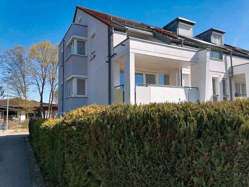 Foto - 3,5 Zimmer-Wohnung, Loggia, Balkon, Tiefgaragenstellpl., EBK