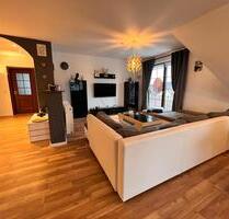 3-Zimmer-Wohnung mit Balkon und separatem Eingang in NeustadtAisch zu vermieten - Neustadt an der Aisch