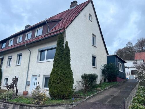 Foto - Großes Ein bis Zweifamilienhaus 195 qm Wohnfläche