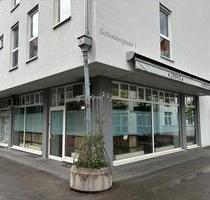 Frankenthal - Zentrum Bezugsfreies Eck-Ladengeschäft mit Lager + KFZ Stellplatz - Frankenthal (Pfalz)