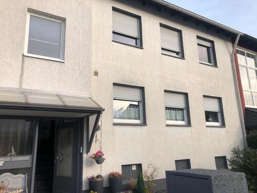 Foto - Wohnung mit Balkon und eigenem, großen Garten