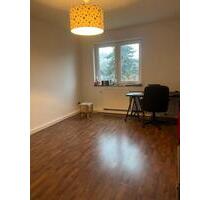 Zimmer in einer 3er Wg, Jülich - 400,00&nbsp;EUR Kaltmiete, ca.&nbsp; 2,00&nbsp;m&sup2; in Jülich (PLZ: 52428)