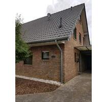 Doppelhaushälfte in Bedburg-Hau Schneppenbaum zu vermieten