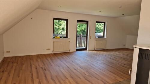 Foto - Sehr schöne DG Wohnung mit Kamin in Klingelbach zu vermieten