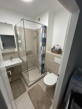 Foto - Moderne 1-Zi-Whg – Balkon, EBK, Stellplatz