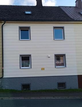 Foto - 8 Zimmer Reihenhaus zum Kaufen in Marktleugast
