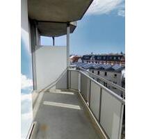 Helle Citywohnung mit Balkon und Blick über die Dächer von Schwerin