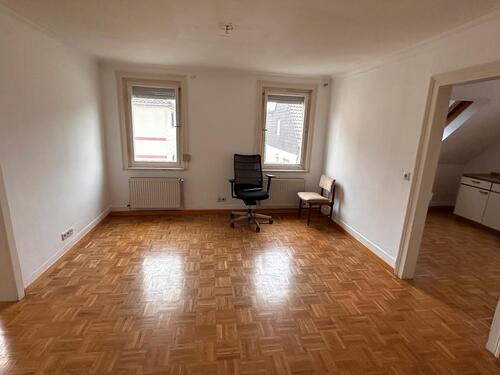 Foto - 3 Zimmer im Dachgeschoss - 950,00 EUR Kaltmiete,