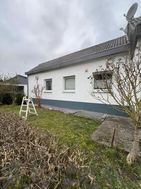 Foto - Mehrfamilienhaus, Wohnhaus in Hirzenhain zum Kaufen