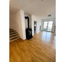 Großzügiges Reihenmittelhaus in Dittelbrunn zu vermieten - Maßbach