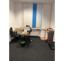 Büro oder Lager - 513,00 EUR Kaltmiete, in Nürnberg (PLZ: 90480) Zerzabelshof