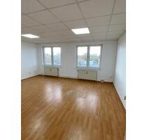 69,04 qm Büro mit eigenem WC direkt in Oranienburg zu vermieten