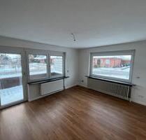 Teilmodernisierte Erdgeschosswohnung mit Garten zu vermieten - Heide