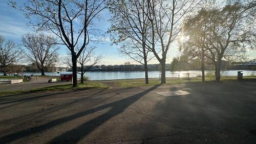 Foto - Stephanien Ufer in erster Reihe am Rhein 3-Zimmer, modernisiert