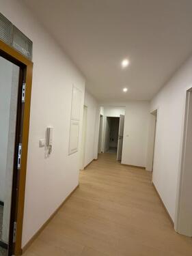 Foto - provisionsfrei! Modern & Barrierefrei! Kernsanierte 3-Zi.-Wohnung