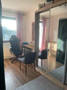 Foto - 3 ZKDB und Gäste WC - 990,00 EUR Kaltmiete,
