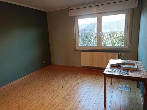 Foto - Zimmer als Atelier, Werkstatt, Lagerraum zu vermieten