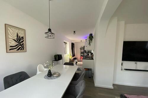 Foto - Freistehendes Saniertes Haus - 1.070,00&nbsp;EUR Kaltmiete, ca.&nbsp; 95,00&nbsp;m&sup2;