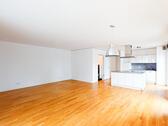 Foto - Große 4-Zimmerwohnung in urbaner Lage