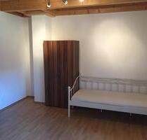 Möbliertes Zimmer in Läuterkofen (Gem. Adlkofen) zu vermieten