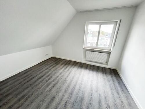 Foto - Frisch sanierte 5-Zimmer-Wohnung