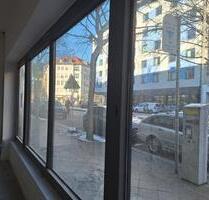 Helle Ladenfläche mit schönem Schnitt ~ und einem Extra! - Berlin Charlottenburg-Wilmersdorf
