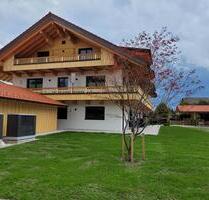 Hochwertige 3-Zimmer Dachgeschosswohnung in Bernau am Chiemsee