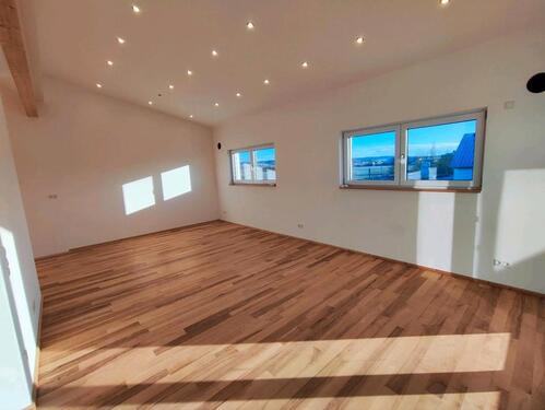 Foto - 3 Zimmer DG Wohnung in Fellheim Erstbezug